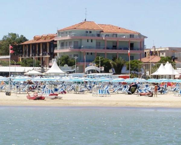 Albergo Villa Mauri Rimini Dış mekan fotoğraf